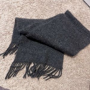 Chloe cashmere scarf